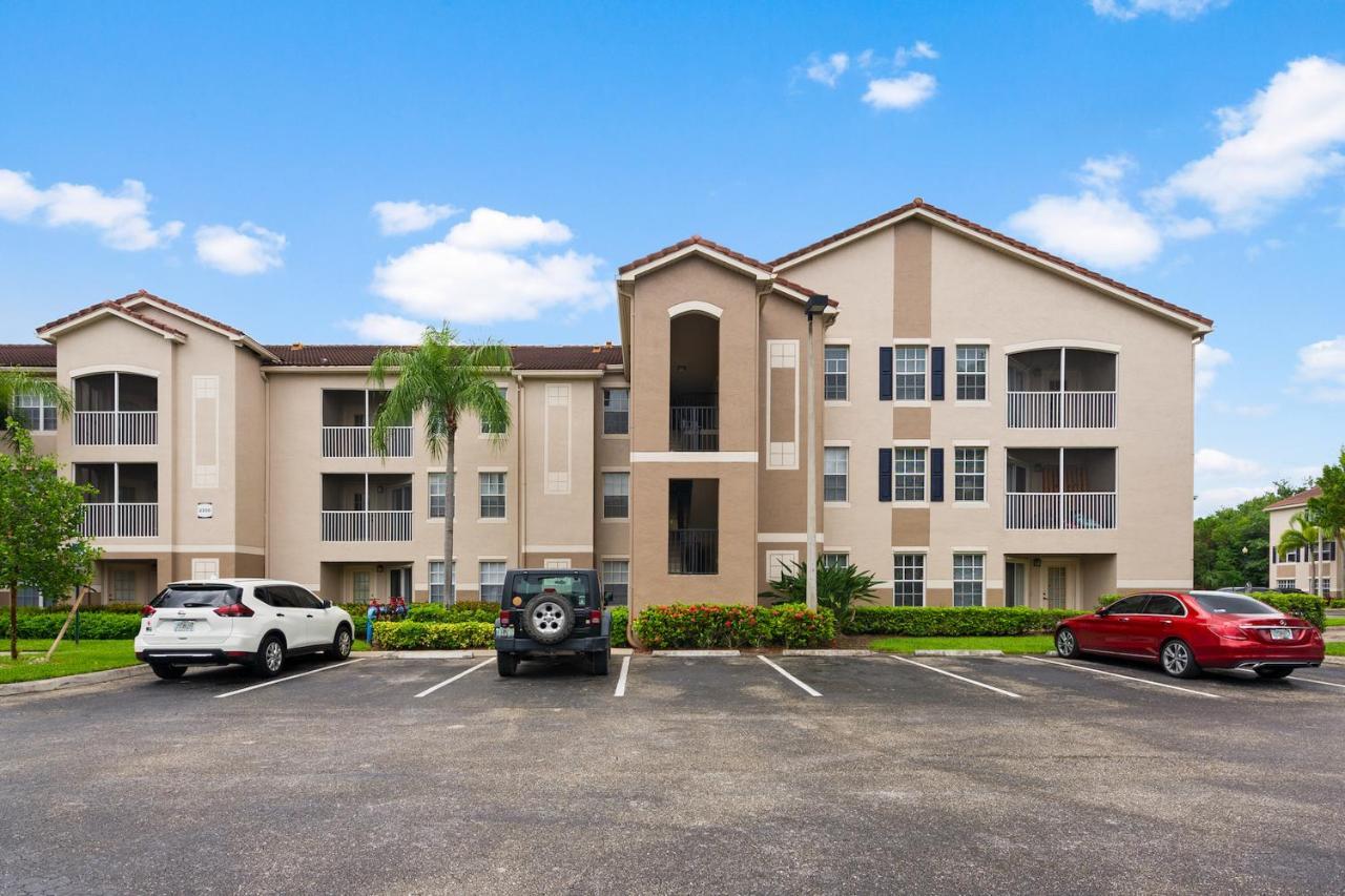 Kasa Wellington South Florida Hotell Exteriör bild