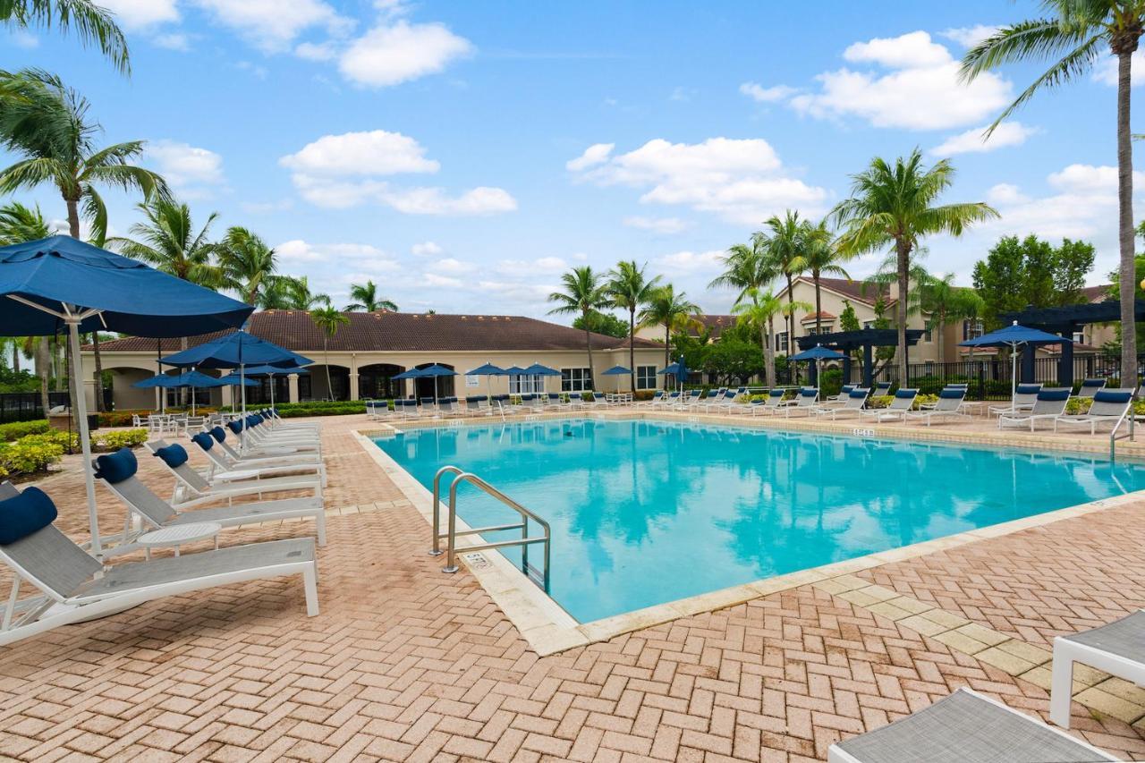 Kasa Wellington South Florida Hotell Exteriör bild